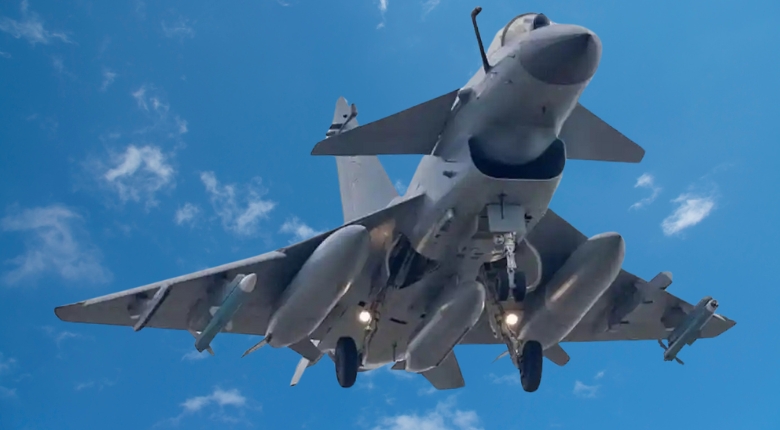 مقاتلات J-10CE