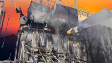 اشتعال النار في محول كهرباء مروي