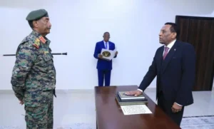 كامل إدريس