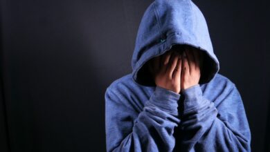 مصاب باكتئاب