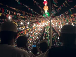 من احتفالات السودانيين بالمولد النبوي في الخرطوم عام 2019 (الأناضول)