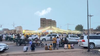 عطبرة سجلت تضاعفا سكانيا كبيرا بفعل النزوح، وتوسعت أسواقها ومراكزها التجارية بشكل لافت