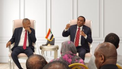 المؤتمر الصحفي الأول للدكتور إدريس منذ توليه منصبه في مايو الماضي، والذي عُقد أمس في العاصمة المصرية القاهرة