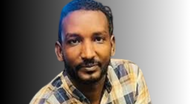 المواطن السودانى مجاهد عادل أحمد