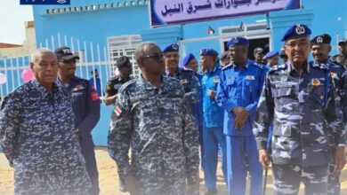 الفريق إبراهيم جابر استئناف العمل في مراكز الخدمات الشرطية بشرق النيل