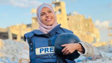 قتلت مريم أبو دقة ضمن 15 بينهم صحافيون في القصف الإسرائيلي على مستشفى "ناصر" بخان يونس "اندبندنت عربية "